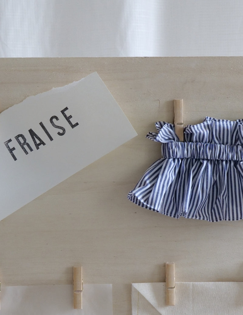 Collar stripes navy blue