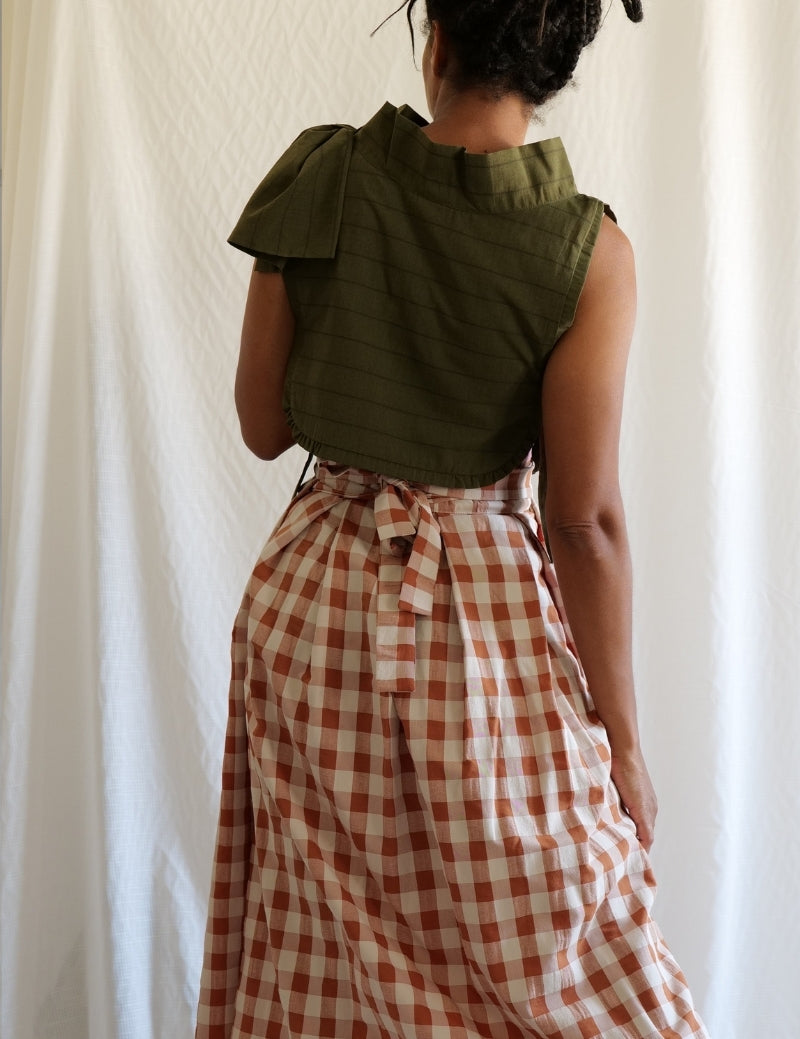 Le Plastron - Popelina caqui a rayas y con marca