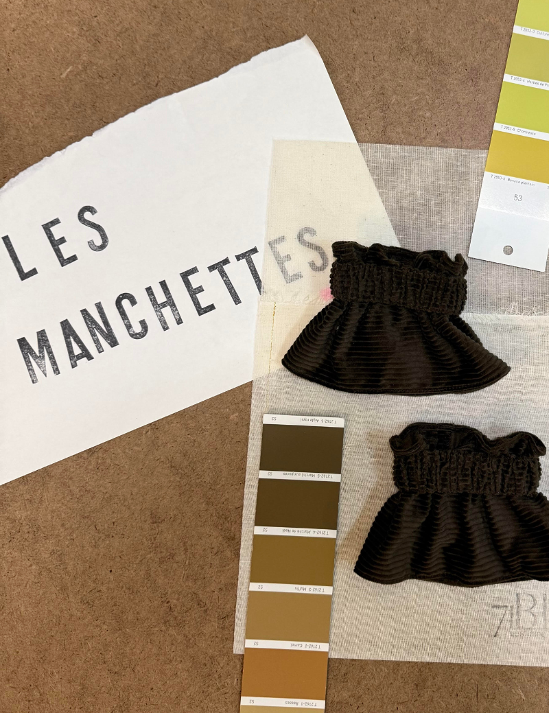 Les Manchettes - Le Velours brun